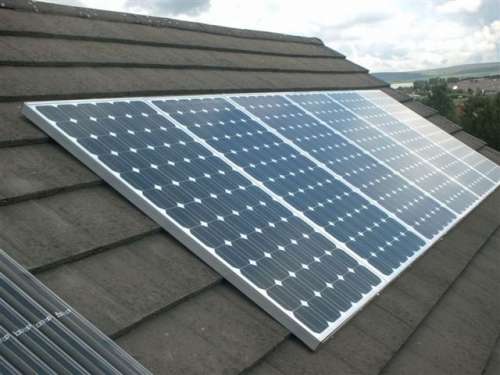 http://solarenergyfactsblog.com/wp-content/uploads/2012/04/solar-panels-roof.jpg
